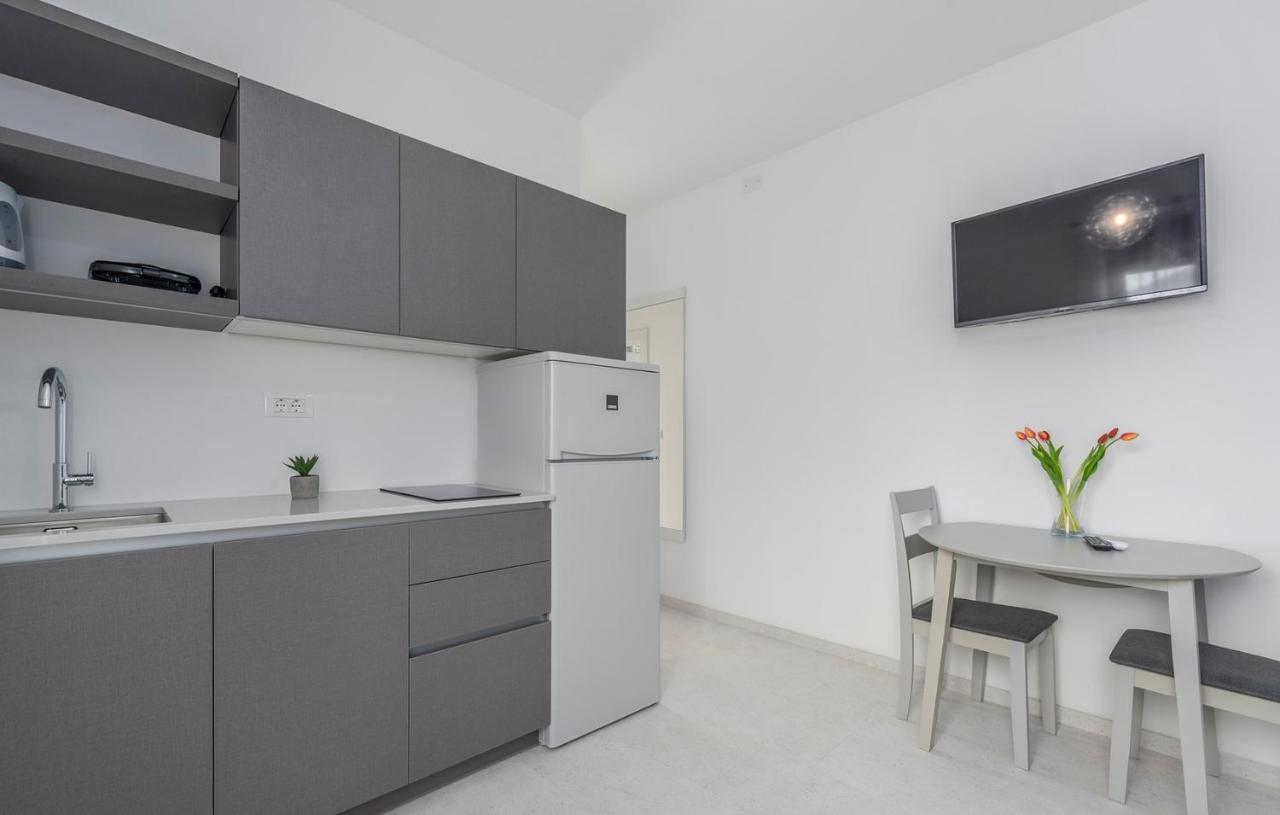 Apartments Zrnic بوريتش الغرفة الصورة